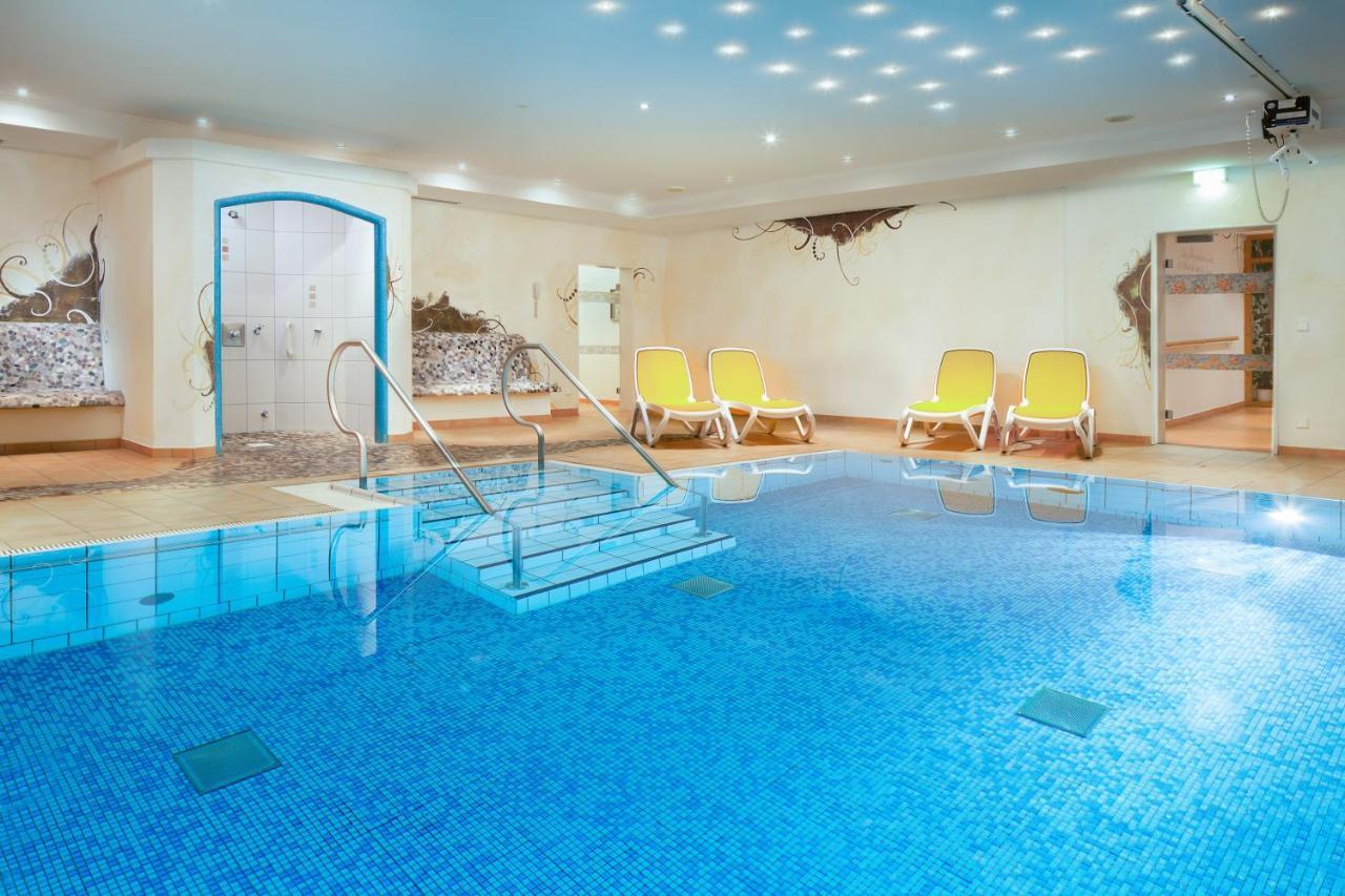 "Viktoria Ferienhaus" - Annehmlichkeiten Von 4-Sterne Familien-Und Wellnesshotel Viktoria Koennen Mitbenutzt Werden Оберстдорф Екстериор снимка